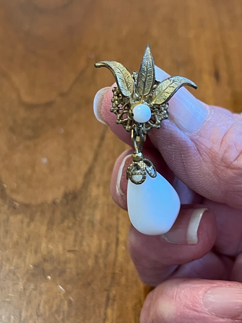 Miriam Haskell vintage earrings - Picture 9 of 10